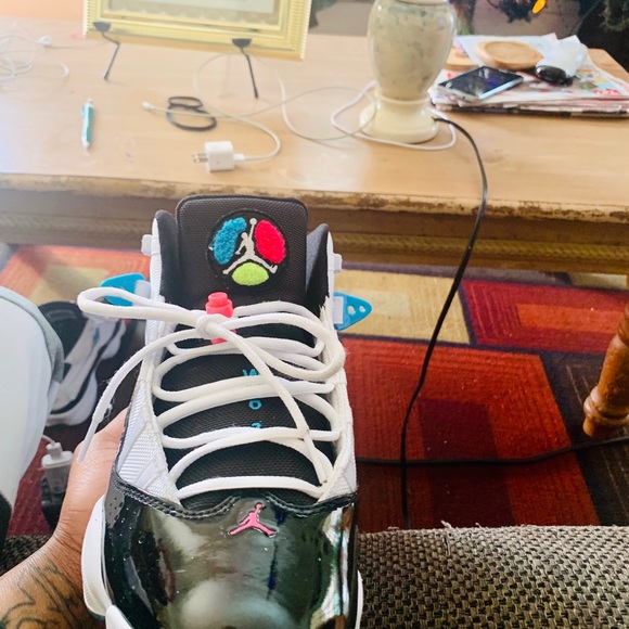 Jordan’s - Picture 2 of 2